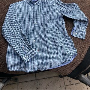 Men’s Tommy Hilfiger L button down plaid shirt